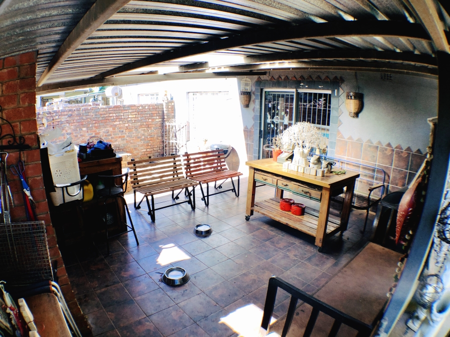 12 Bedroom Property for Sale in Van Der Hoff Park North West